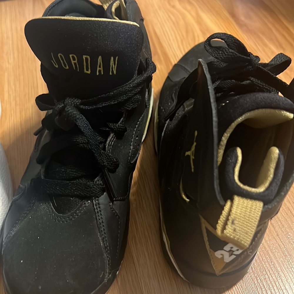 Gold Medal 7s size 3.5Y